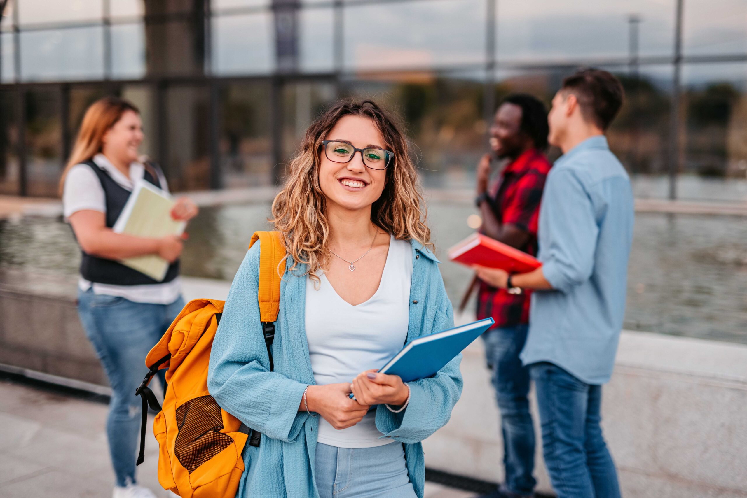 Universidades chilenas que ofrecen doble titulación sin requisitos complicados